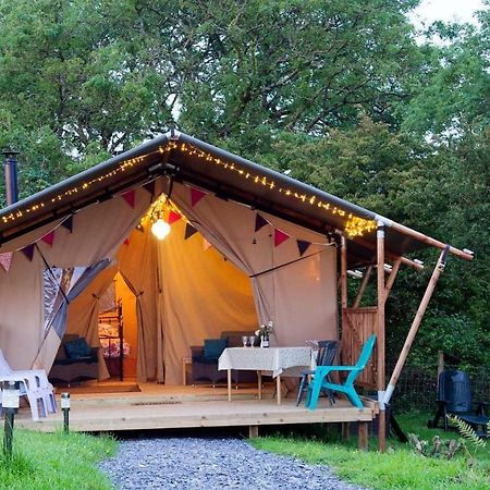 Отель Kidwelly Glamping Экстерьер фото